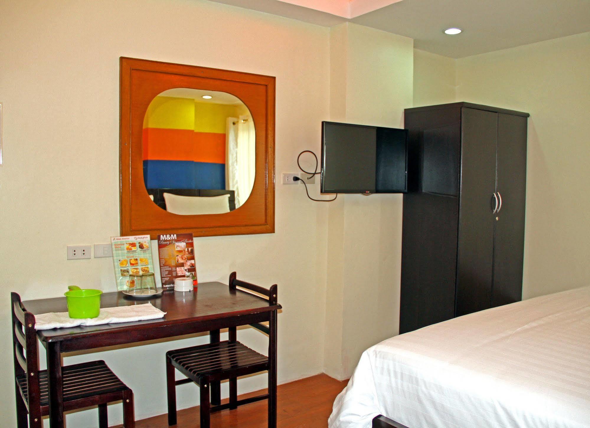 Hotel America Angeles Bagian luar foto