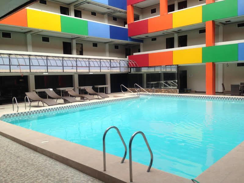 Hotel America Angeles Bagian luar foto